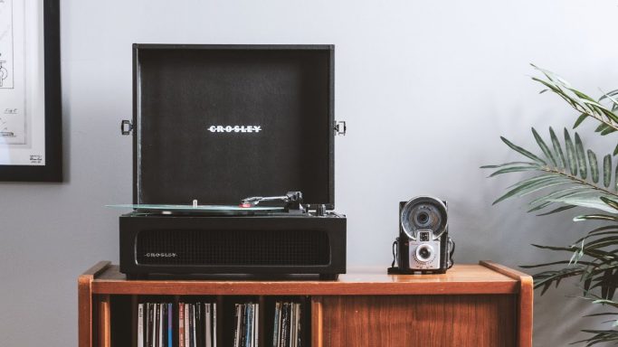 Crosley Voyager